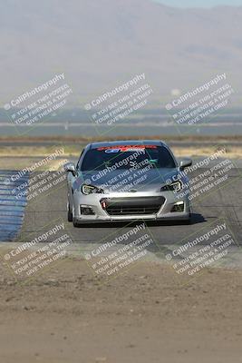 media/Sep-15-2024-Speed Ventures (Sun) [[7a54f7ed2f]]/Green Group/Session 1 (Outside Grapevine)/